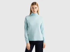 Jersey de cuello cisne verde agua claro en mezcla de lana y cachemir